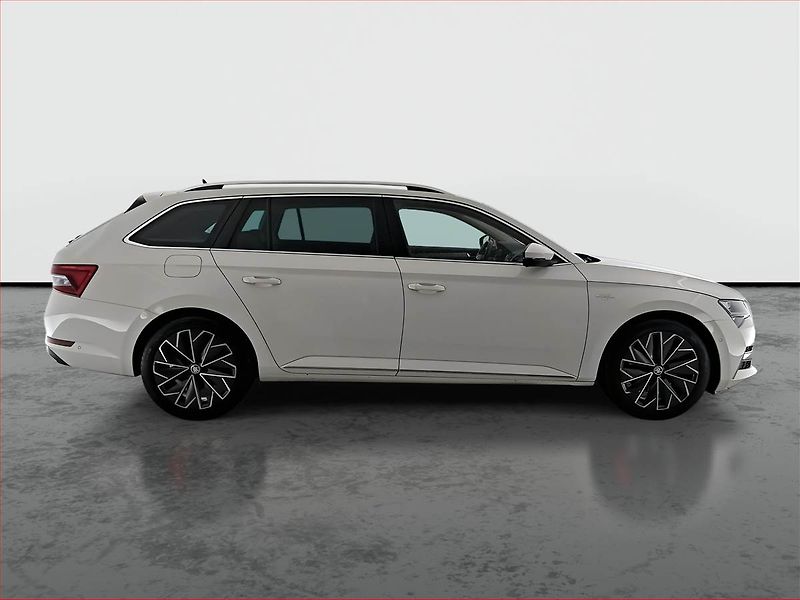 Škoda Superb (2020) Laurin&Klement 2.0 TDI - fotka 6 z 24