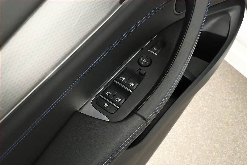 BMW X3 (2018) xDrive20d - fotka 16 z 16