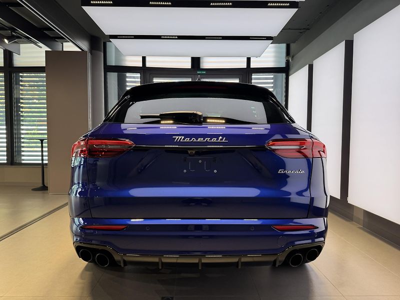 Maserati Grecale (2026) Modena 330HP  - fotka 7 z 20