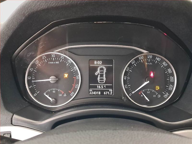 Škoda Octavia (2011) Ambition 1.6 TDI, Serv.kniha - fotka 11 z 16
