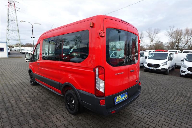 Ford Transit 2,2 TDCi  L2H2 9MÍST BUS KLIMA - fotka 11 z 42