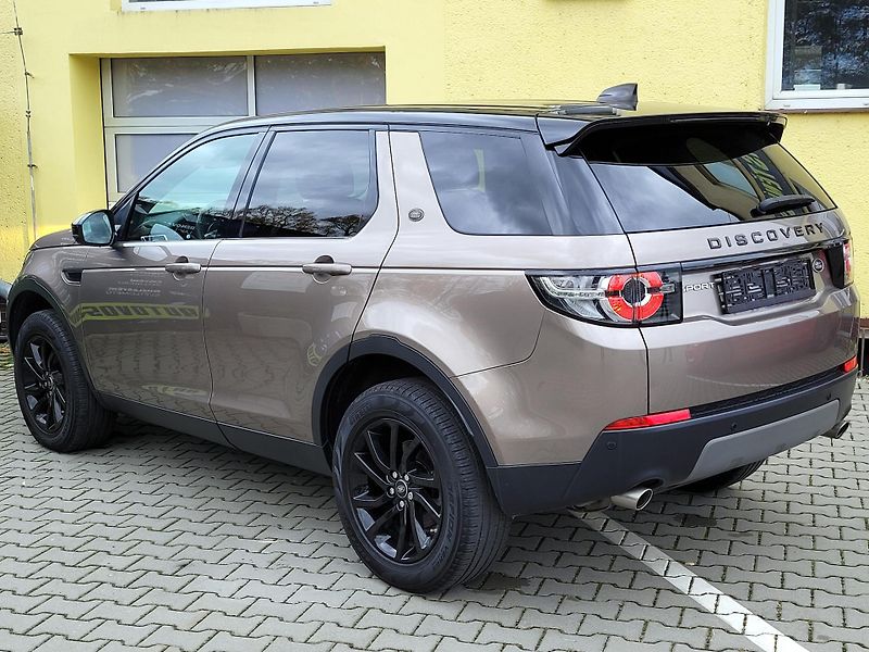 Land Rover Discovery Sport 2,0 TD4 4wd,DPH,SERVIS - fotka 9 z 48