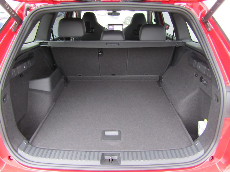 Škoda Kodiaq (2025) Sportline 2,0 TDI 4x4 DSG - fotka 16 z 30