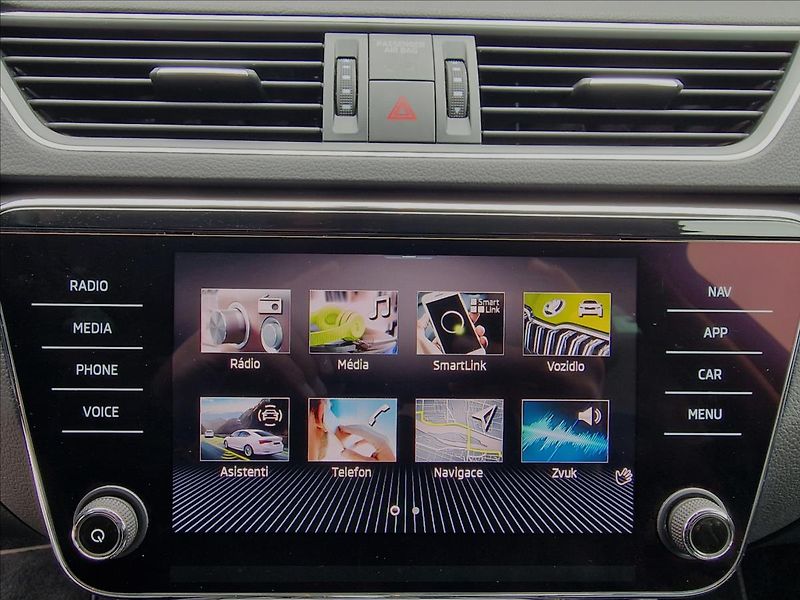 Škoda Superb 2.0TDI 147kW 4x4 DSG Style,ČR - fotka 24 z 50