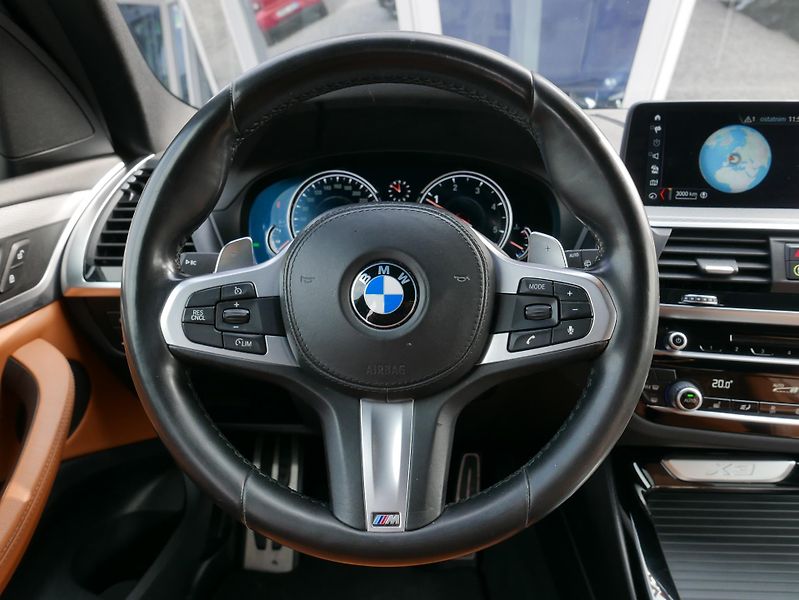 BMW X3 xDrive 20d REZERVACE - fotka 33 z 43
