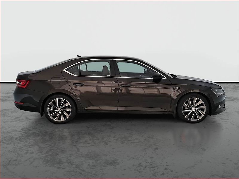 Škoda Superb (2016) 2.0 TDI, 4X4, Automat - fotka 6 z 18