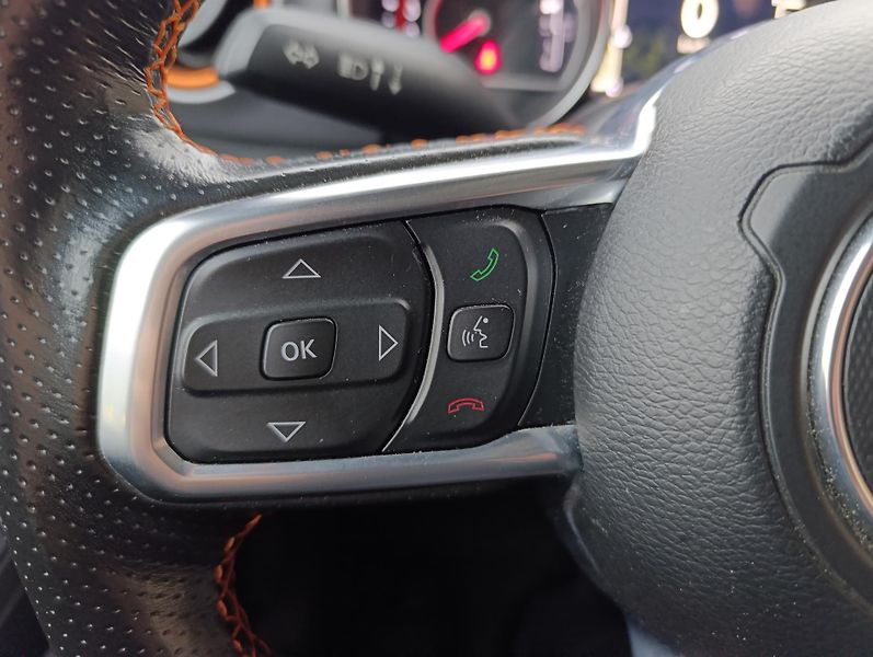 Jeep Gladiator (2021) Mojave 3,6 V6 - fotka 22 z 26