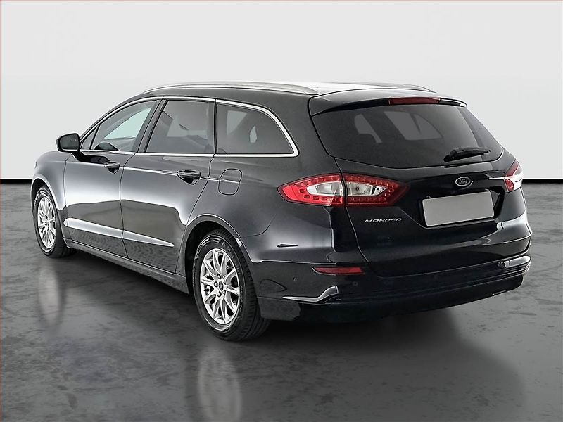 Ford Mondeo (2017) Titanium 2.0 TDCI, Navi - fotka 4 z 18