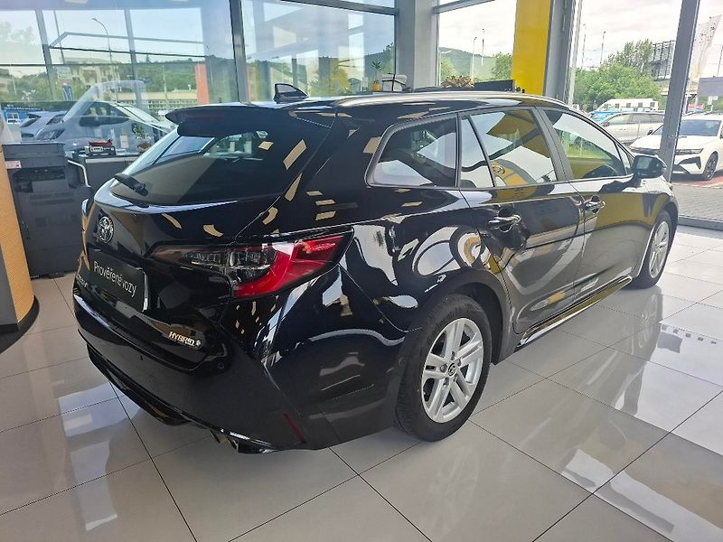 Toyota Corolla 2.0HEV 112KW 2023 - fotka 3 z 14