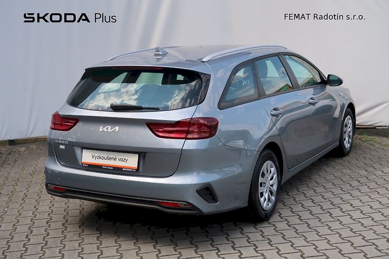 Kia Ceed (2022) Sportswagon 1,0 T-GDI/88 kW - fotka 2 z 30
