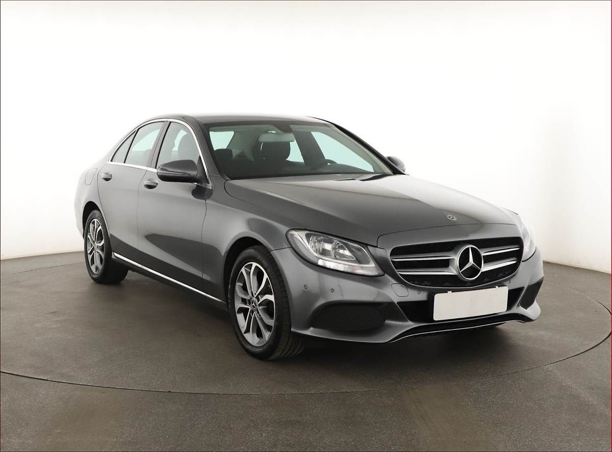 Mercedes-Benz Třídy C C 220 d, Automat, Tempomat