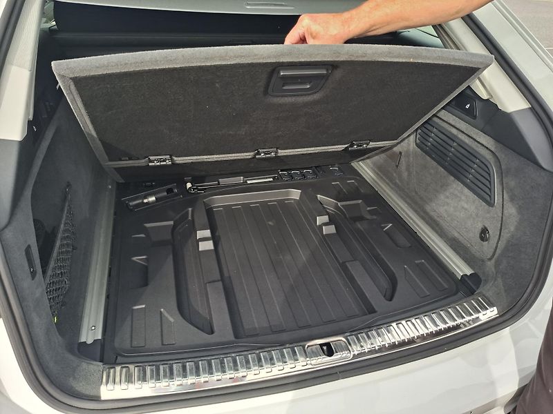 Audi A6 Avant (2019) - fotka 14 z 27