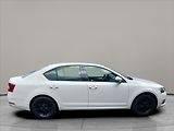 Škoda Octavia 1,6 TDI 85Kw plný servis - náhled 8