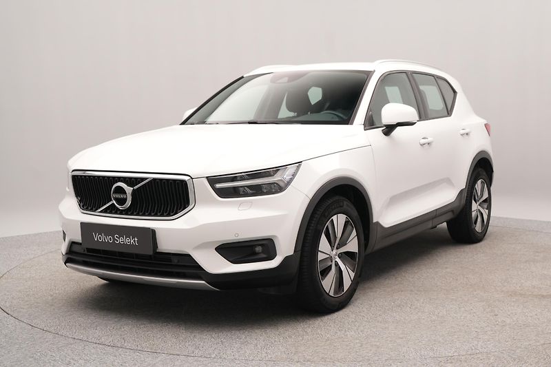 Volvo XC40 D3 MOMENTUM AUT  - fotografie inzerátu