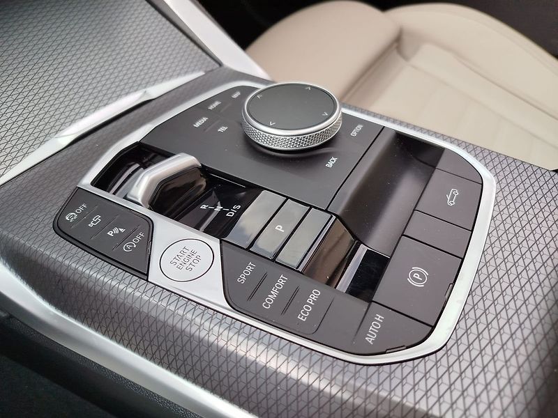BMW Řada 4 M440i xDrive Cabrio TOP - fotka 32 z 43