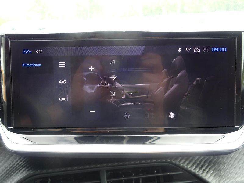 Peugeot 2008 (2026) ALLURE Hybrid 145k e-DCS6 - fotka 29 z 45