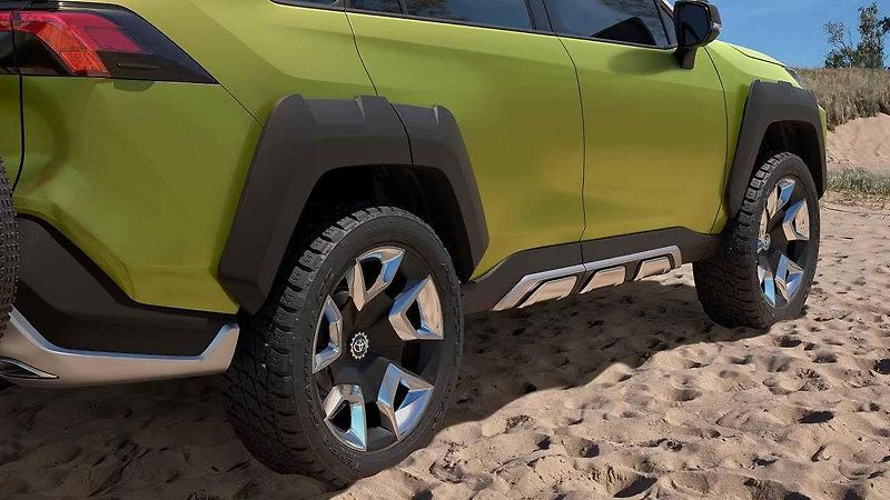 Upoutávka na novou Toyotu RAV4.