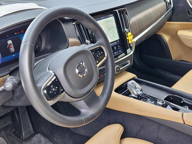 Volvo V90 Cross Country B4 AWD MHY Ultim - fotka 5 z 6