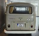 Aleš Fousek z Ústí nad Labem vlastní Volkswagen T1 Bus z roku 1964. Auto, které si oblíbilo hnutí Hippies. Aleš se svým bratrem Michalem současně provozuje autoservis v bývalé provozovně Toyoty v Solvayově ulici.