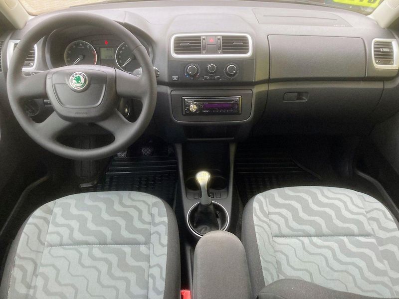 Škoda Fabia Kombi 1,2 HTP (51kW)*PŮVOD ČR* - fotka 8 z 17
