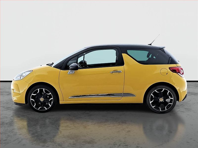 Citroën DS3 (2013) 1.2 VTi, Automat, Tempomat - fotka 3 z 16