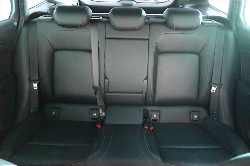 Opel Astra (2017) 1.6 CDTI, Navi, Tempomat - fotka 10 z 21