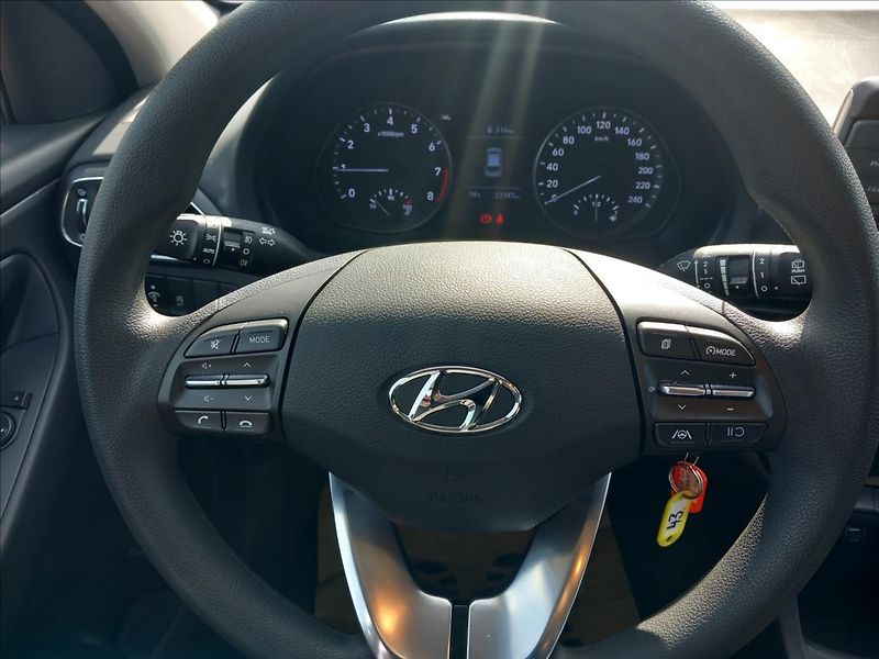Hyundai i30 1,0 T-GDI MT START PLUS - fotka 11 z 19
