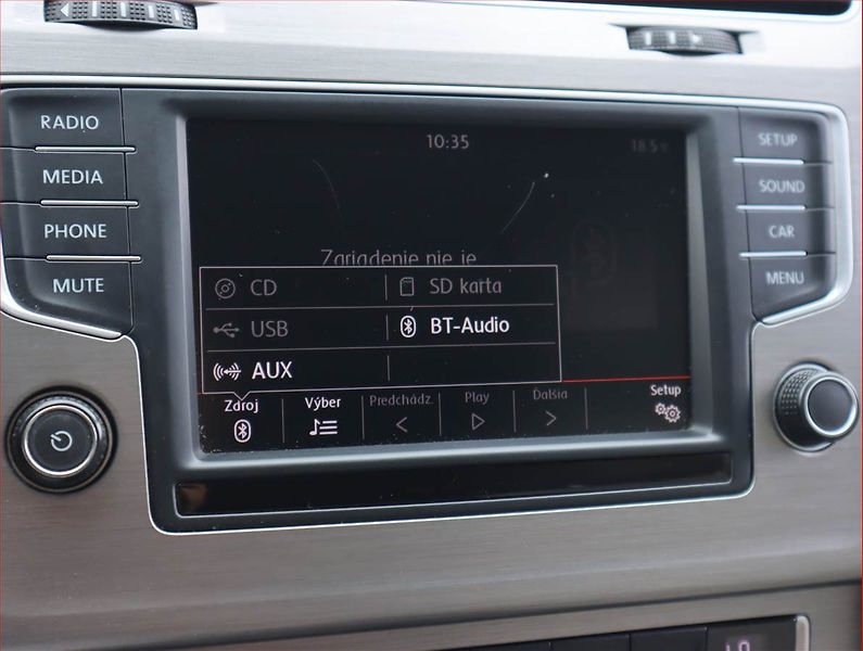 Volkswagen Golf (2015) 1.6 TDI, Tempomat - fotka 16 z 17
