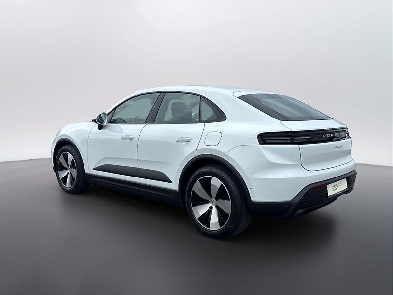 Porsche Macan 4 - fotka 3 z 30