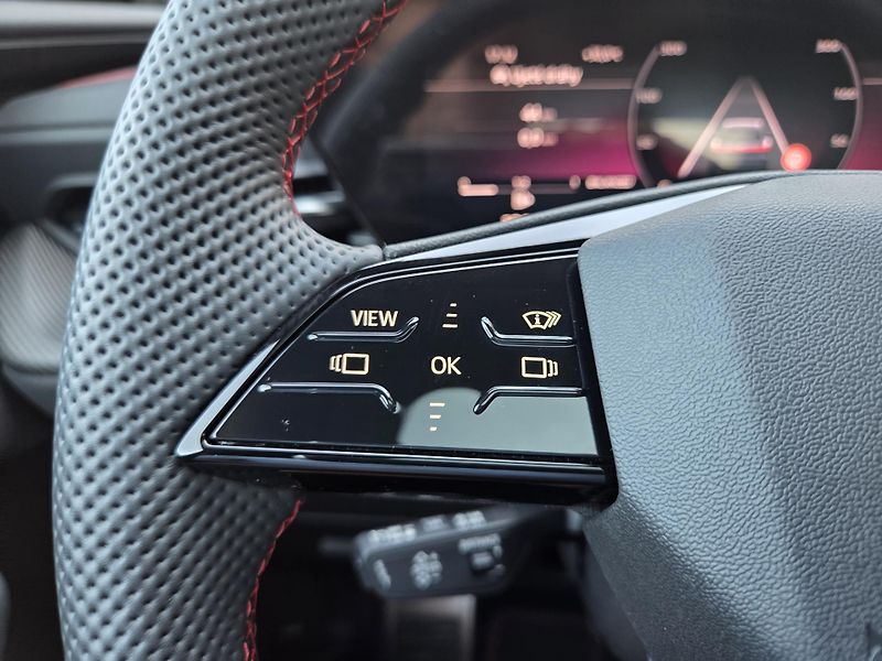 Audi Q5 TDi Q S-Line Vzduch Pano MAX!! - fotka 20 z 57