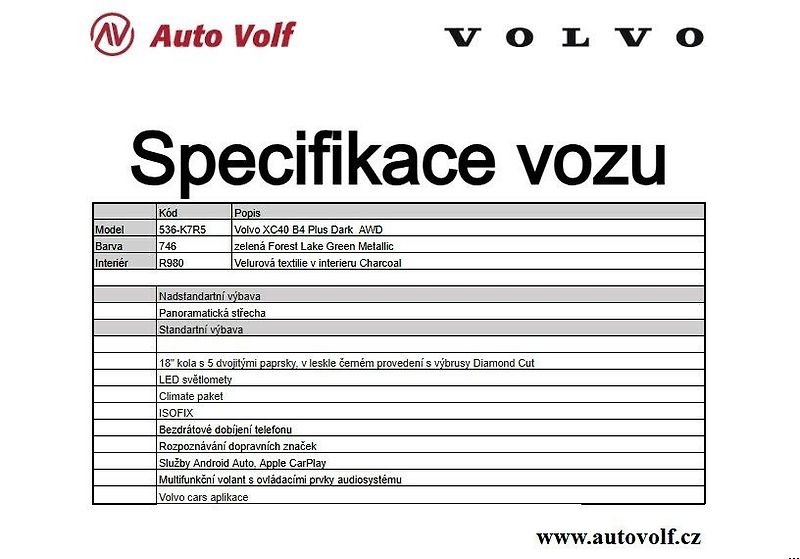 Volvo XC40 Plus Dark B3 120kW - fotka 2 z 24