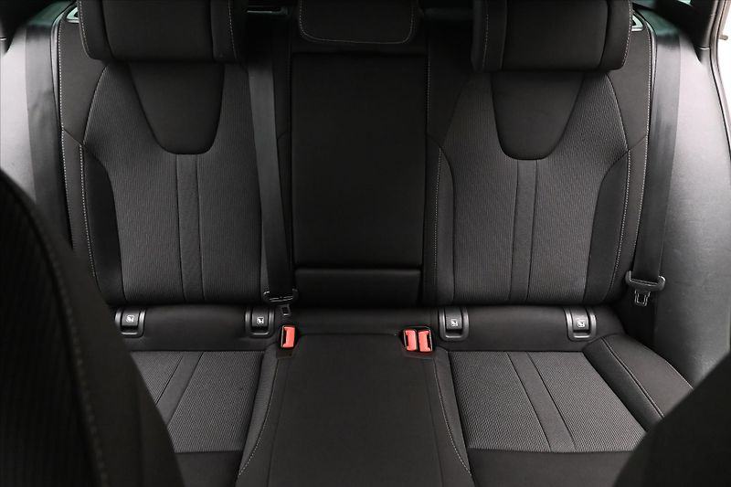 Škoda Octavia 2,0 TDI 110 kW SportLINE Záruk - fotka 29 z 32
