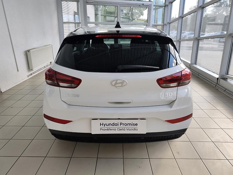 Hyundai i30 (2025) 1.5DPi 71kW Smart MT - fotka 3 z 21