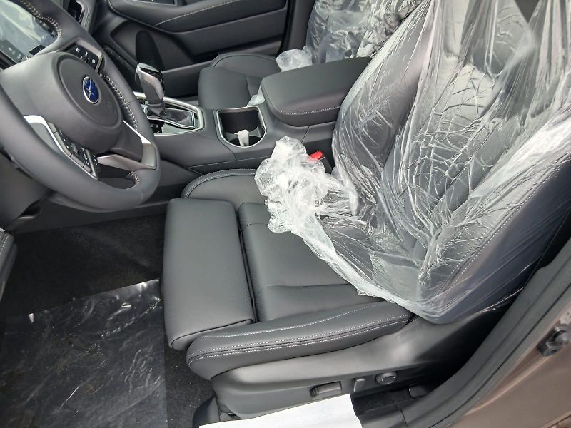 Subaru Outback (2025) 2.5i-S TOURING  *NOVINKA* - fotka 8 z 10