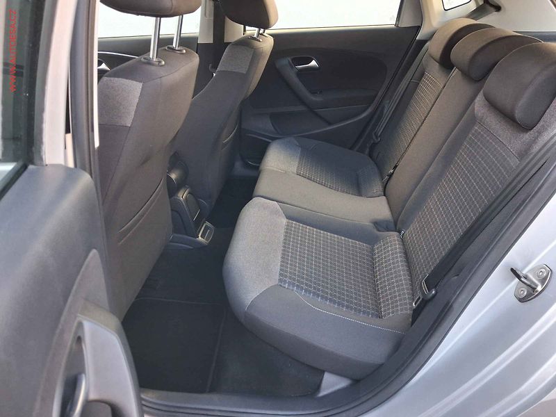 Volkswagen Polo (2015) 1.2 TSi, Comfortline, AC - fotka 10 z 16