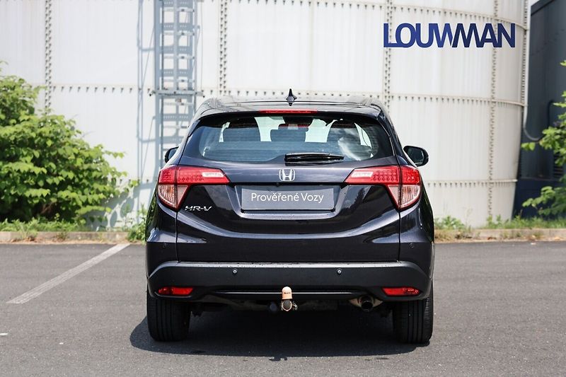 Honda HR-V 1.5 i-VTEC Elegance - fotka 22 z 23