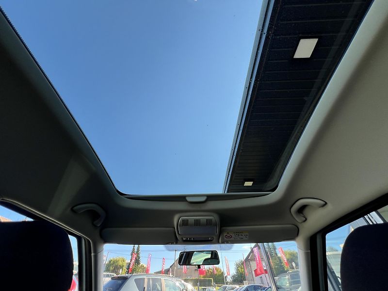 Škoda Roomster 1.2TSi 77kw PANORAMA TEMPOMAT - fotka 17 z 40