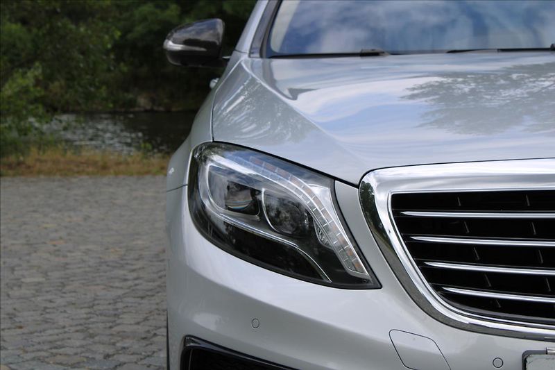 Mercedes-Benz Třídy S S 63 AMG/25.200km/TOP/CZ - fotka 41 z 46