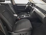 Volkswagen Passat (2016) 2.0 BiTDI, 4X4, Automat - náhled 9