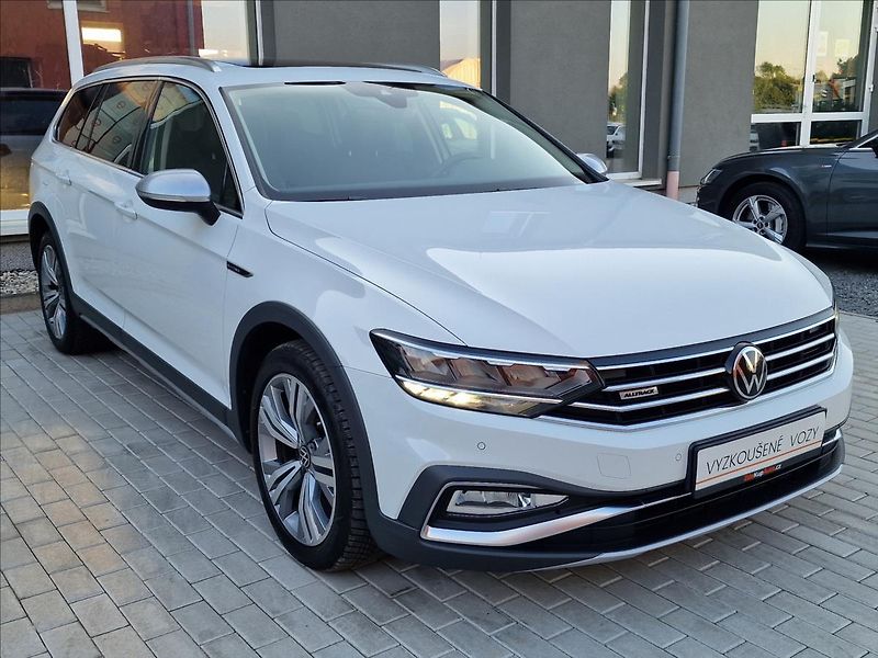Volkswagen Passat 2.0TDI 147kW DSG Alltrack, ČR - fotka 3 z 50