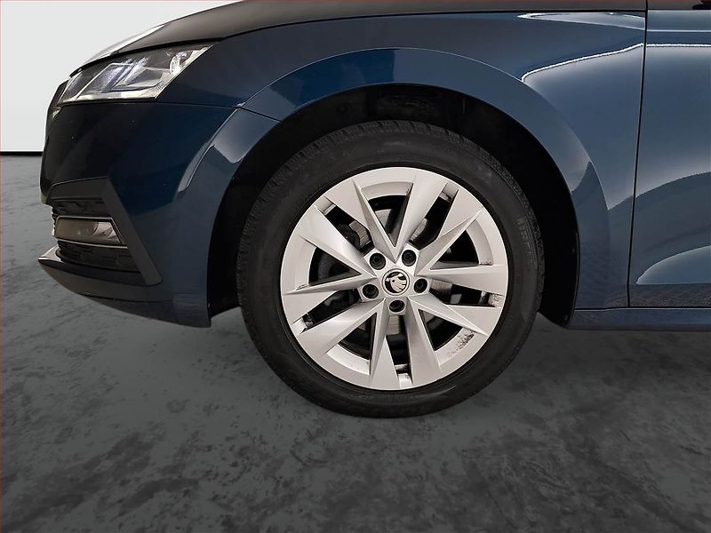 Škoda Octavia (2022) Style Plus 2.0 TDI, Tempomat - fotka 15 z 17