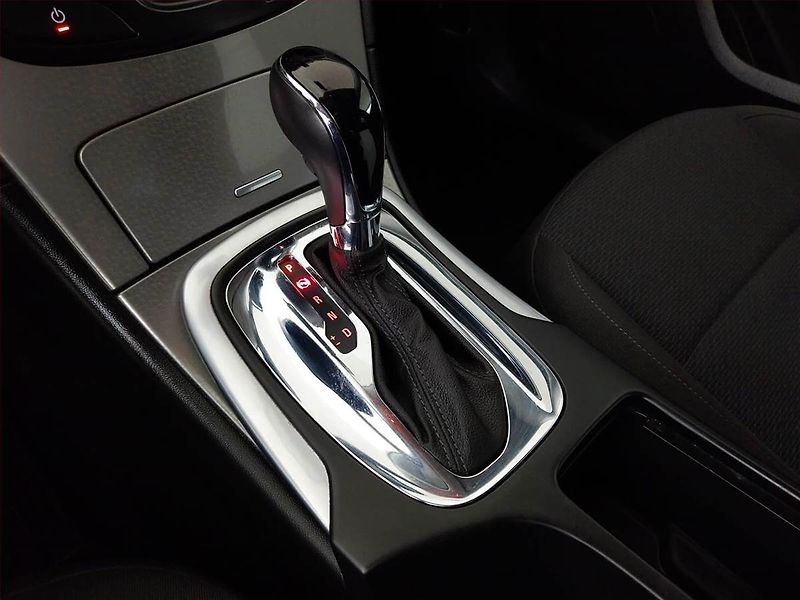Opel Insignia (2014) 2.0 CDTI, Automat, Serv.kniha - fotka 15 z 15