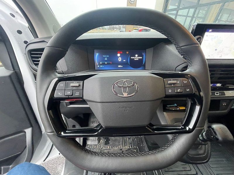 Toyota ProAce 2.0 D-4D 144HP MT Active Navi - fotka 18 z 25