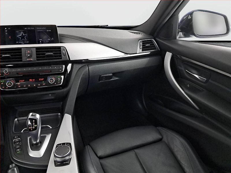 BMW Řada 3 (2019) M Sport 320 d xDrive - fotka 8 z 20