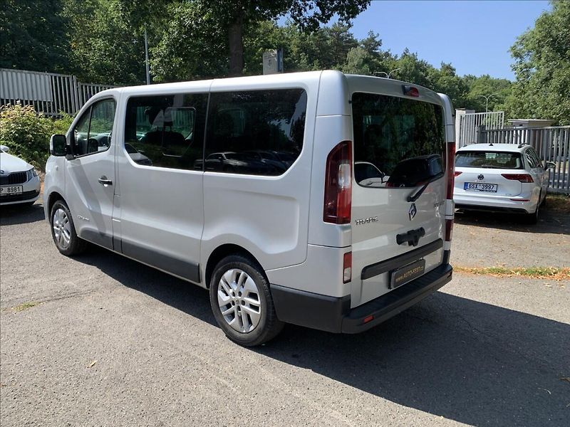 Renault Trafic 1,6 DCI ENERGY ČR,7.MÍST - fotka 7 z 19