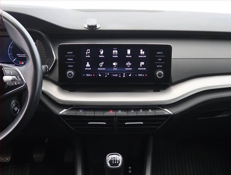 Škoda Octavia (2023) Ambition 2.0 TDI, ČR,1.maj - fotka 12 z 24