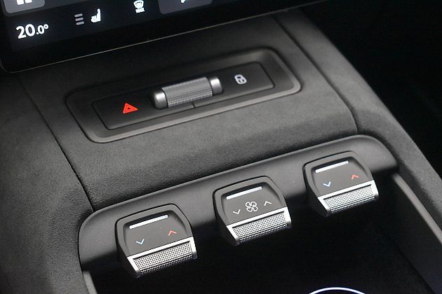 Škoda Peaq - Klapky pro nastavování klimatizace., zdroj: Deník/Radek Pecák