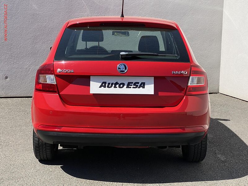 Škoda Rapid (2014) 1.2 TSi, ČR, Active, +kola - fotka 5 z 14