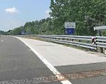 Cesta do Chorvatska autem poprvé bez hranic. Reportéři Deníku vyzkoušeli delší trasu přes Bratislavu, Maďarsko, Záhřeb až do Zadaru a Šibeniku. Zhruba tisíc kilometrů. Z Jadranu se pak vraceli přes Slovinsko a Rakousko