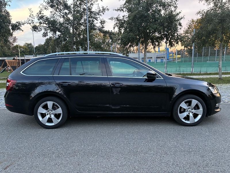 Škoda Octavia STYLE 110 kW MAX.VÝBAVA - fotka 2 z 18